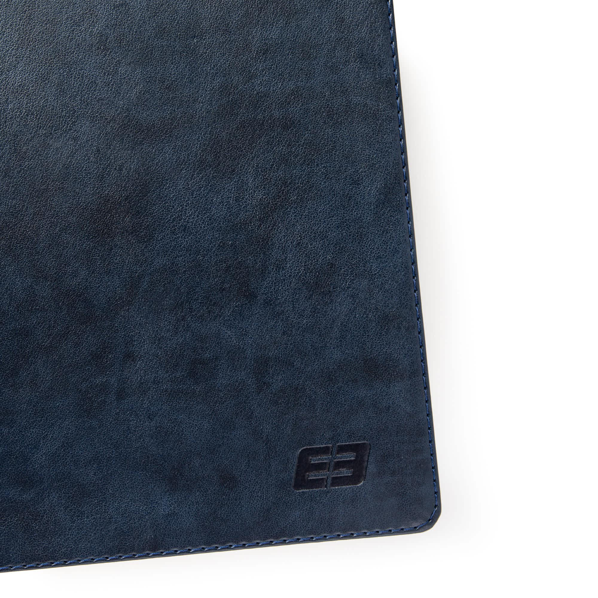 slide 9 of 12 for CSB E3 Discipleship Bible, Navy LeatherTouch, Indexed