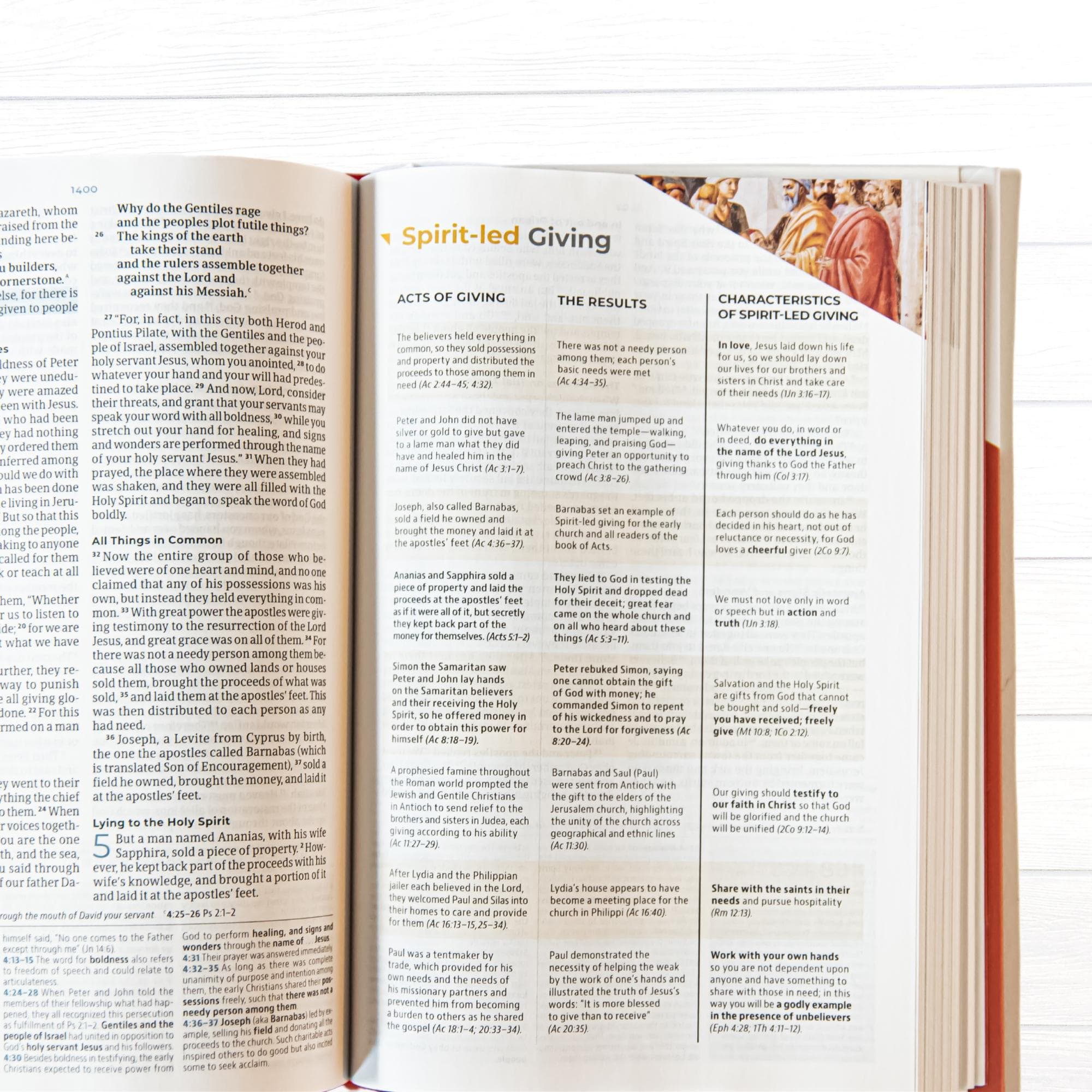 slide 3 of 7 for CSB Student Study Bible, Navy Leathertouch