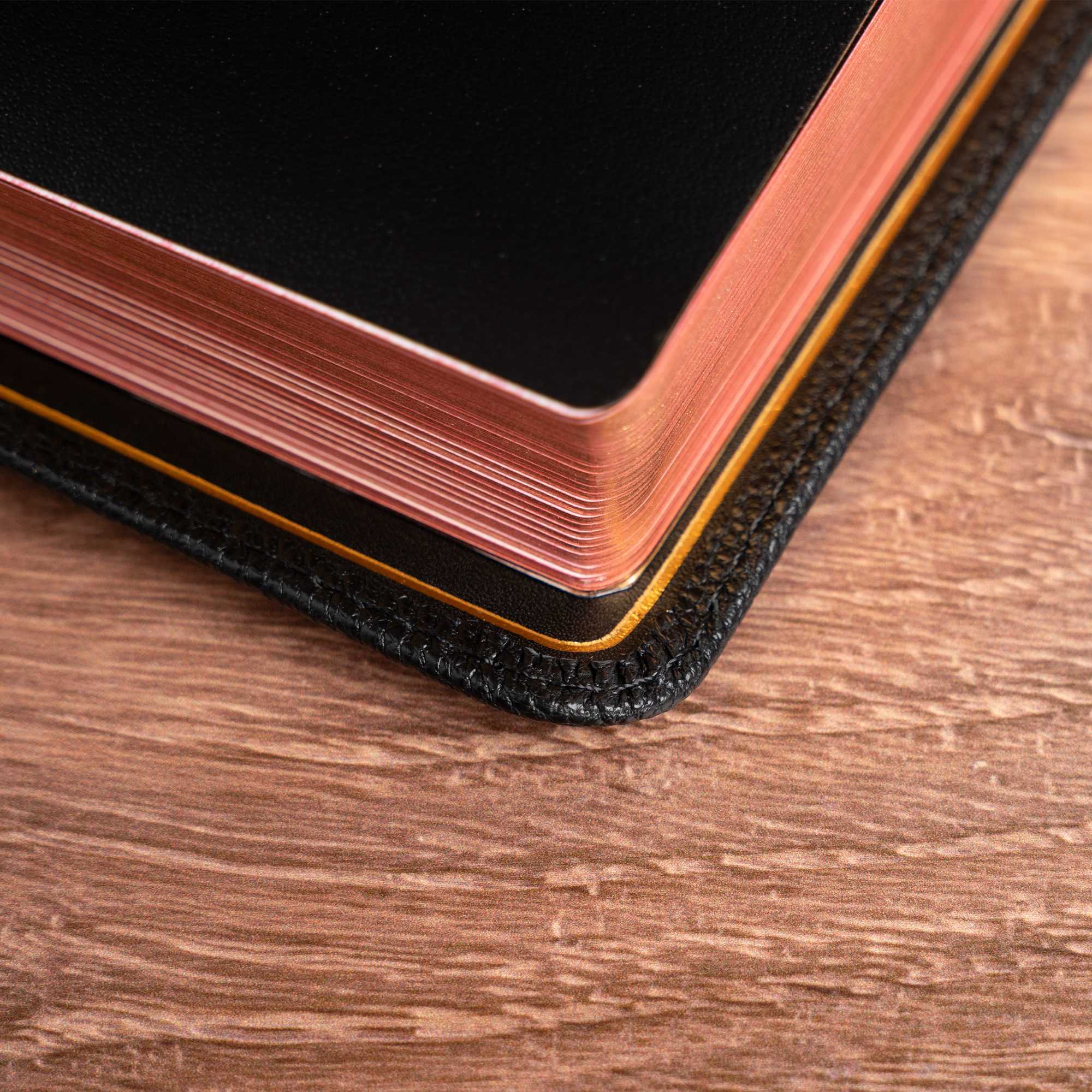 slide 13 of 15 for CSB Pastor's Bible, Verse-by-Verse Edition, Holman Handcrafted Collection, Black Premium Goatskin