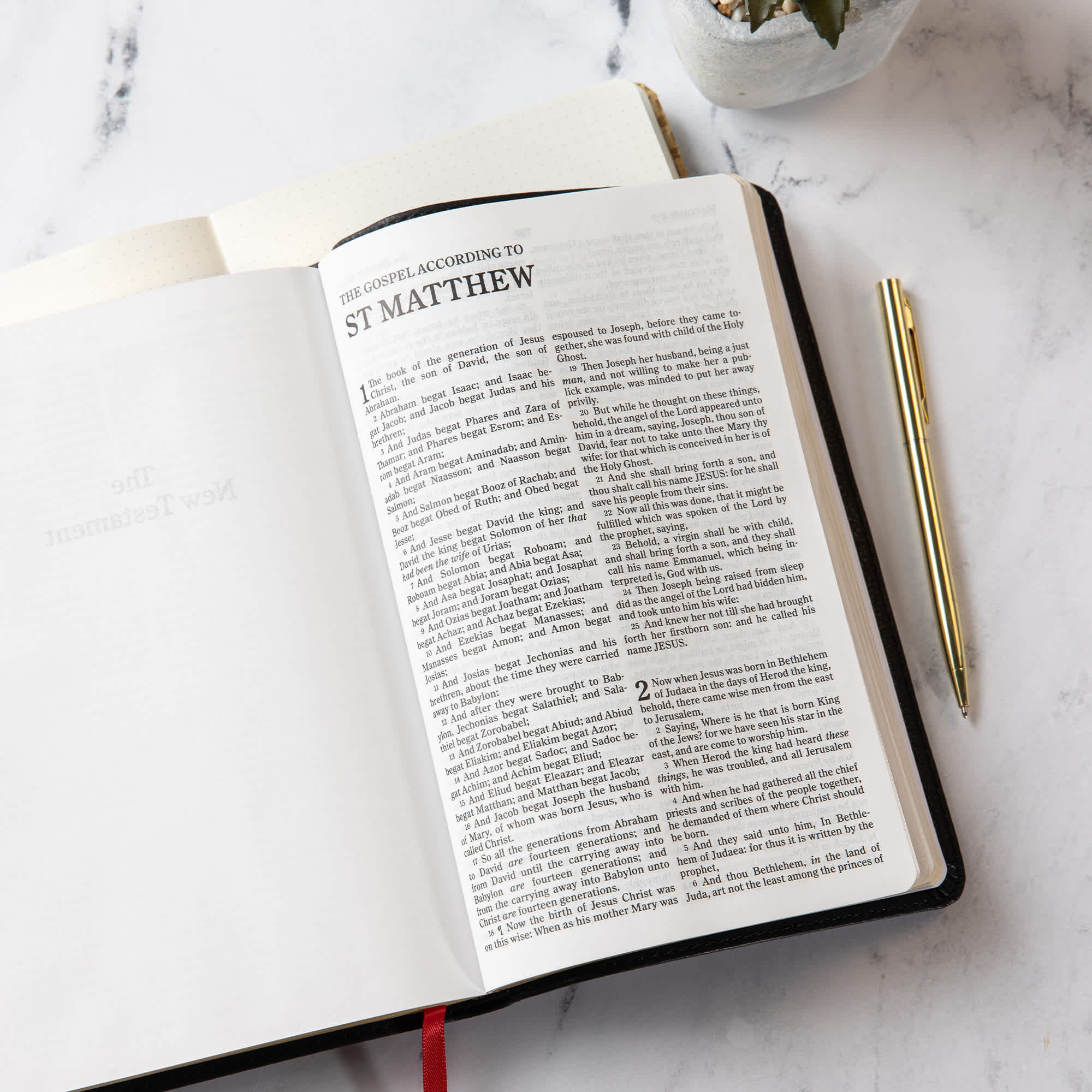 slide 4 of 10 for KJV Thinline Bible, Black LeatherTouch