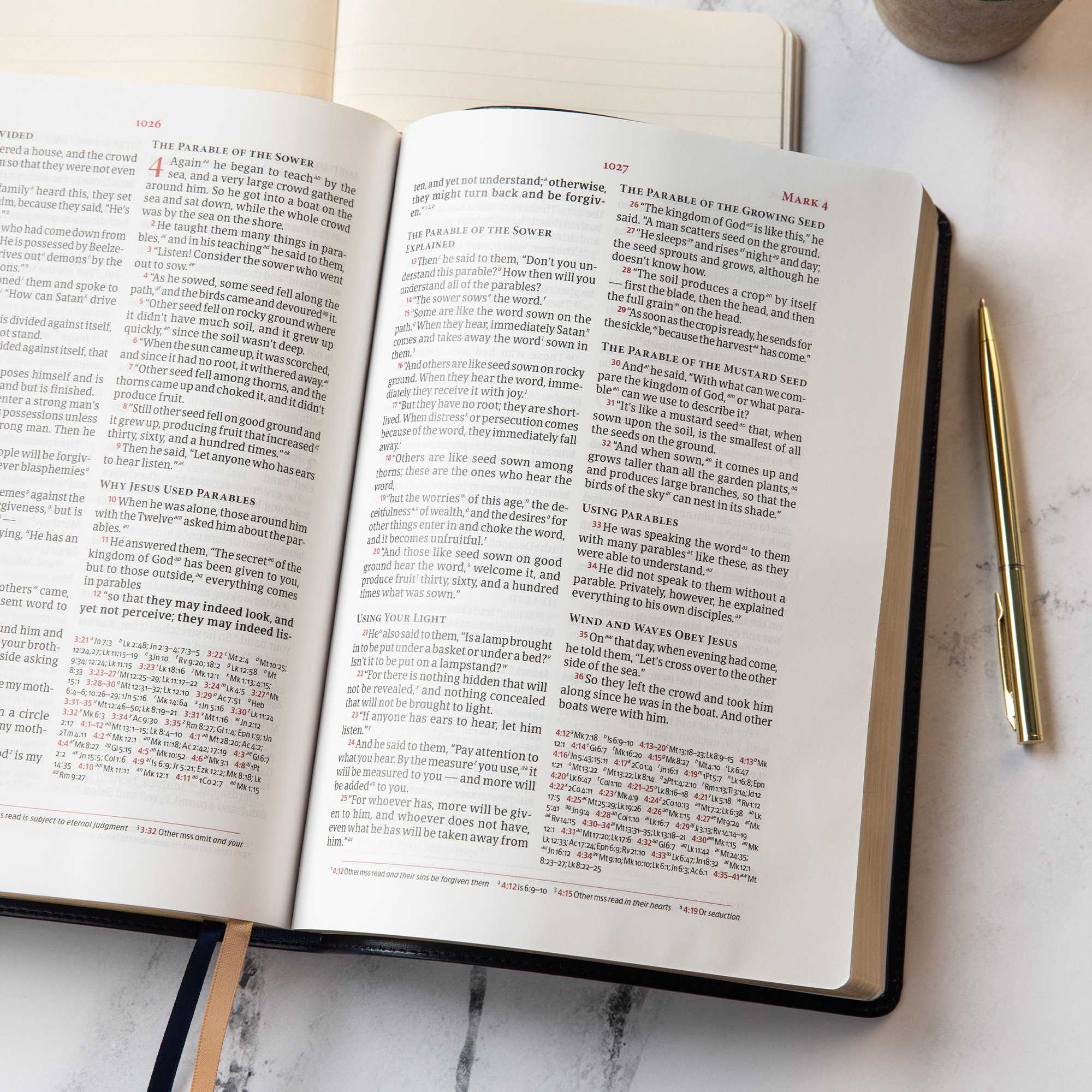 slide 5 of 10 for CSB Verse-by-Verse Reference Bible, Navy LeatherTouch