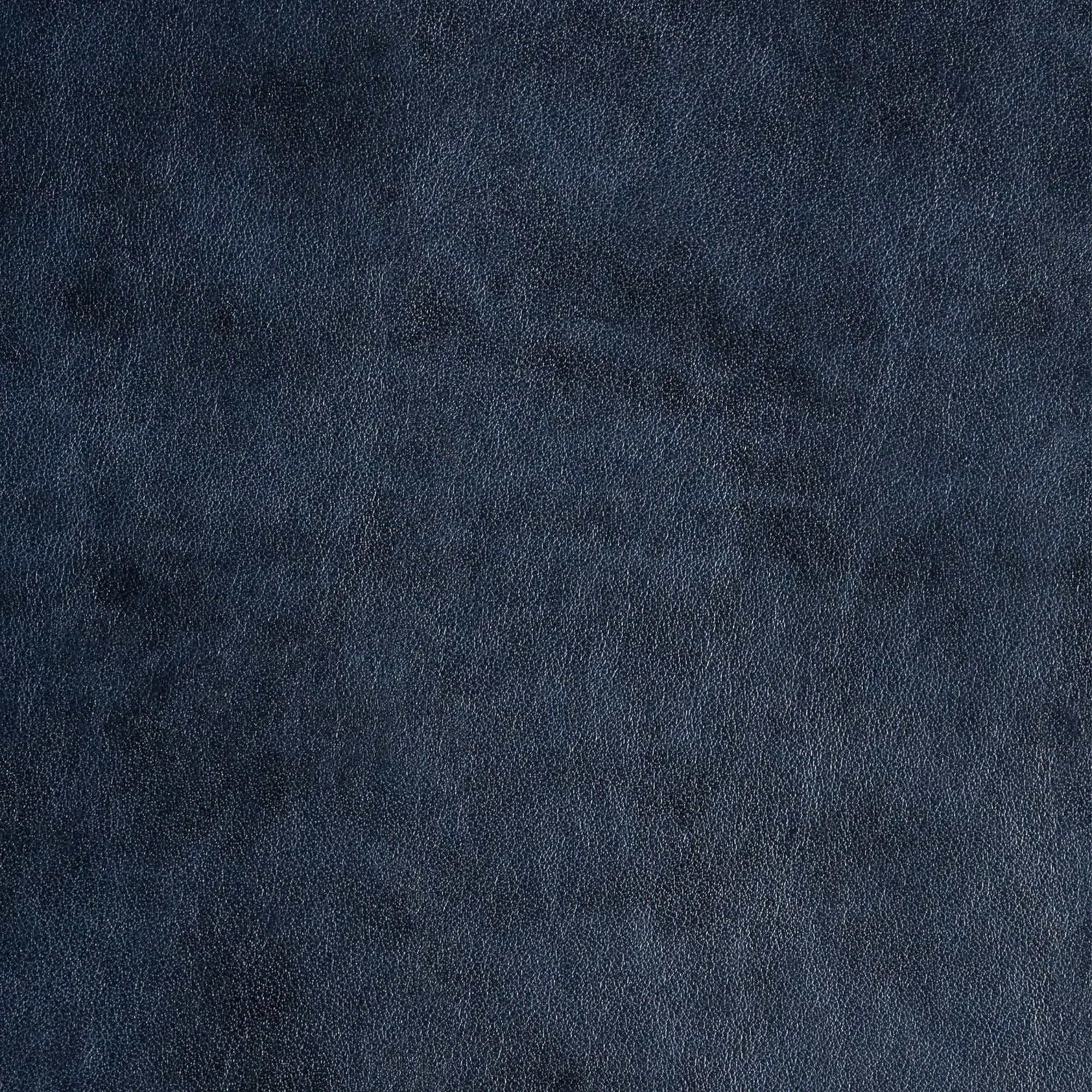 slide 9 of 10 for CSB Verse-by-Verse Reference Bible, Navy LeatherTouch