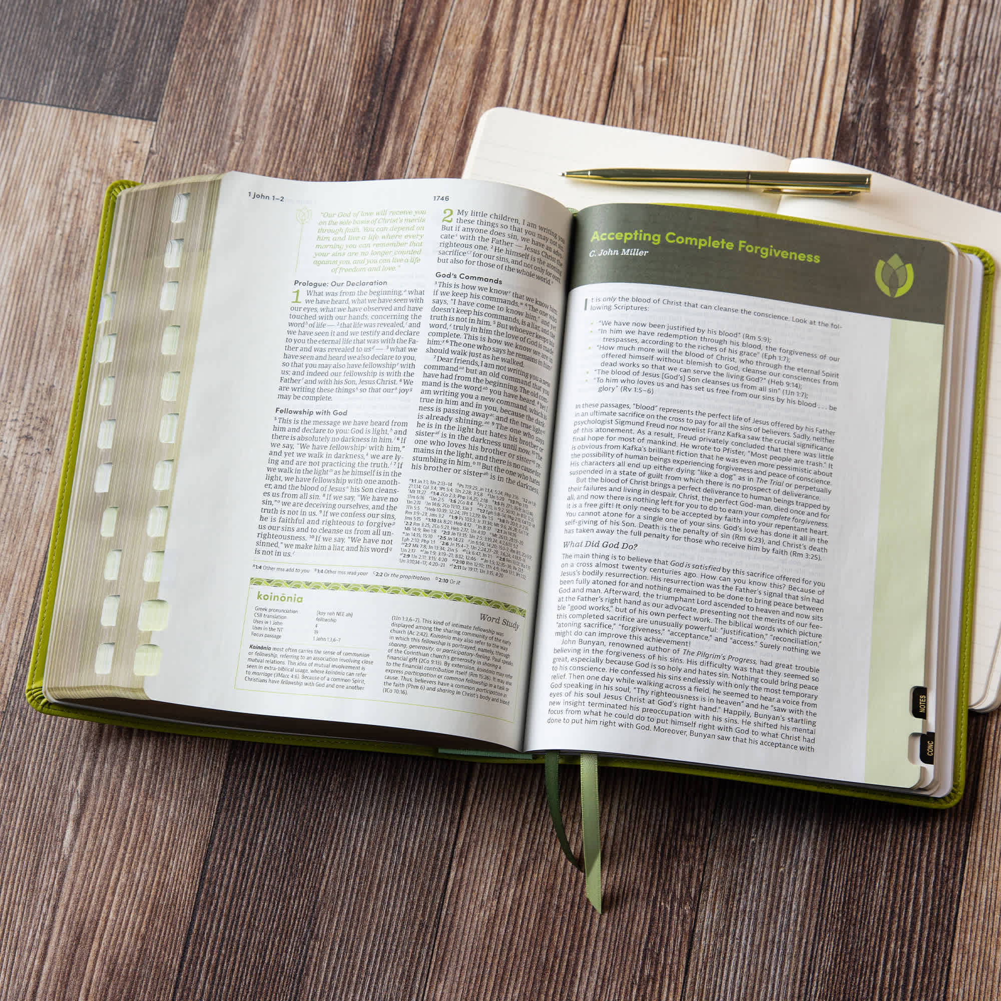 slide 7 of 17 for CSB Life Counsel Bible, Apple Green LeatherTouch, Indexed