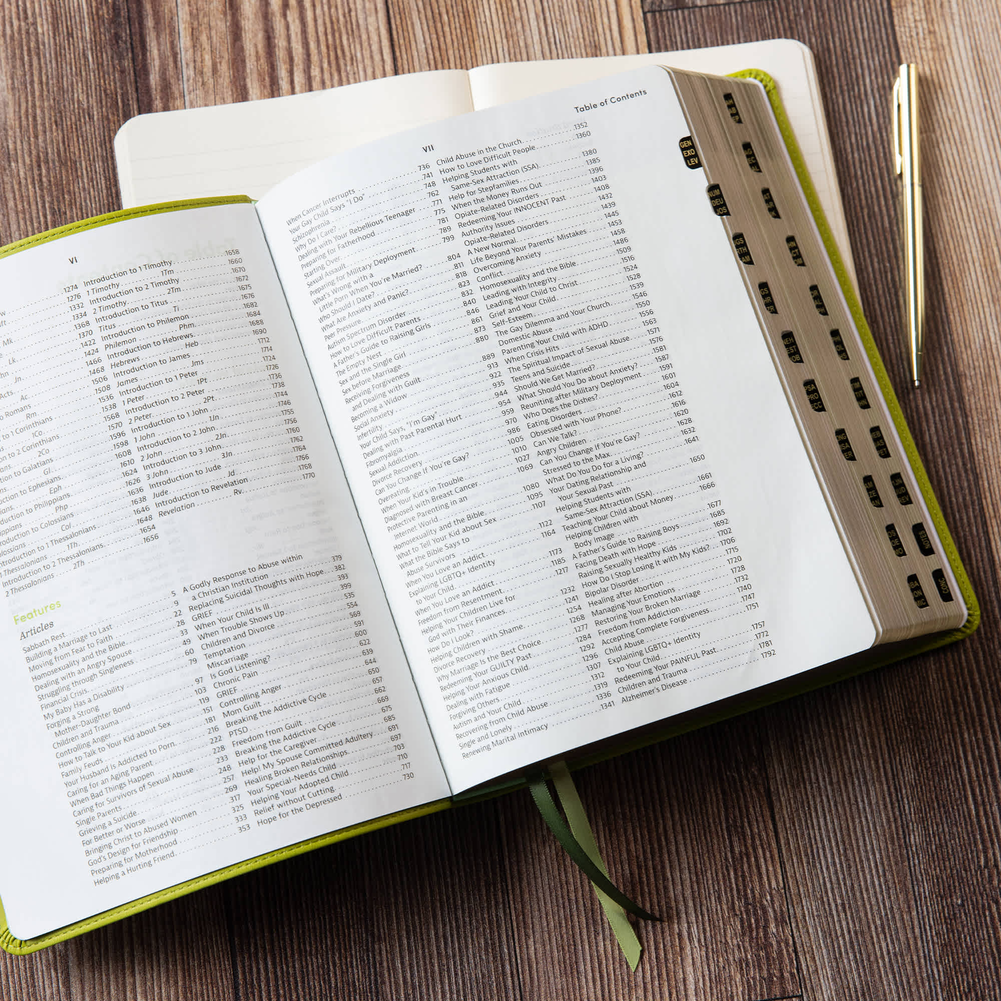 slide 10 of 17 for CSB Life Counsel Bible, Apple Green LeatherTouch, Indexed