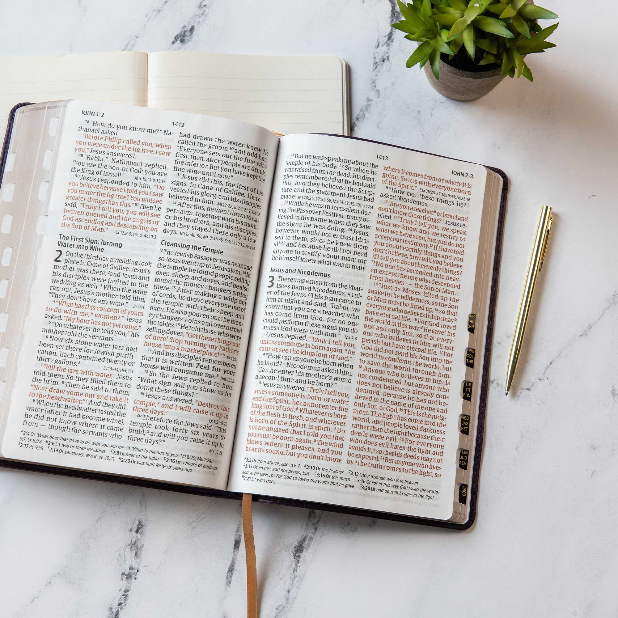 slide 5 of 10 for CSB Giant Print Reference Bible, Plum LeatherTouch, Indexed