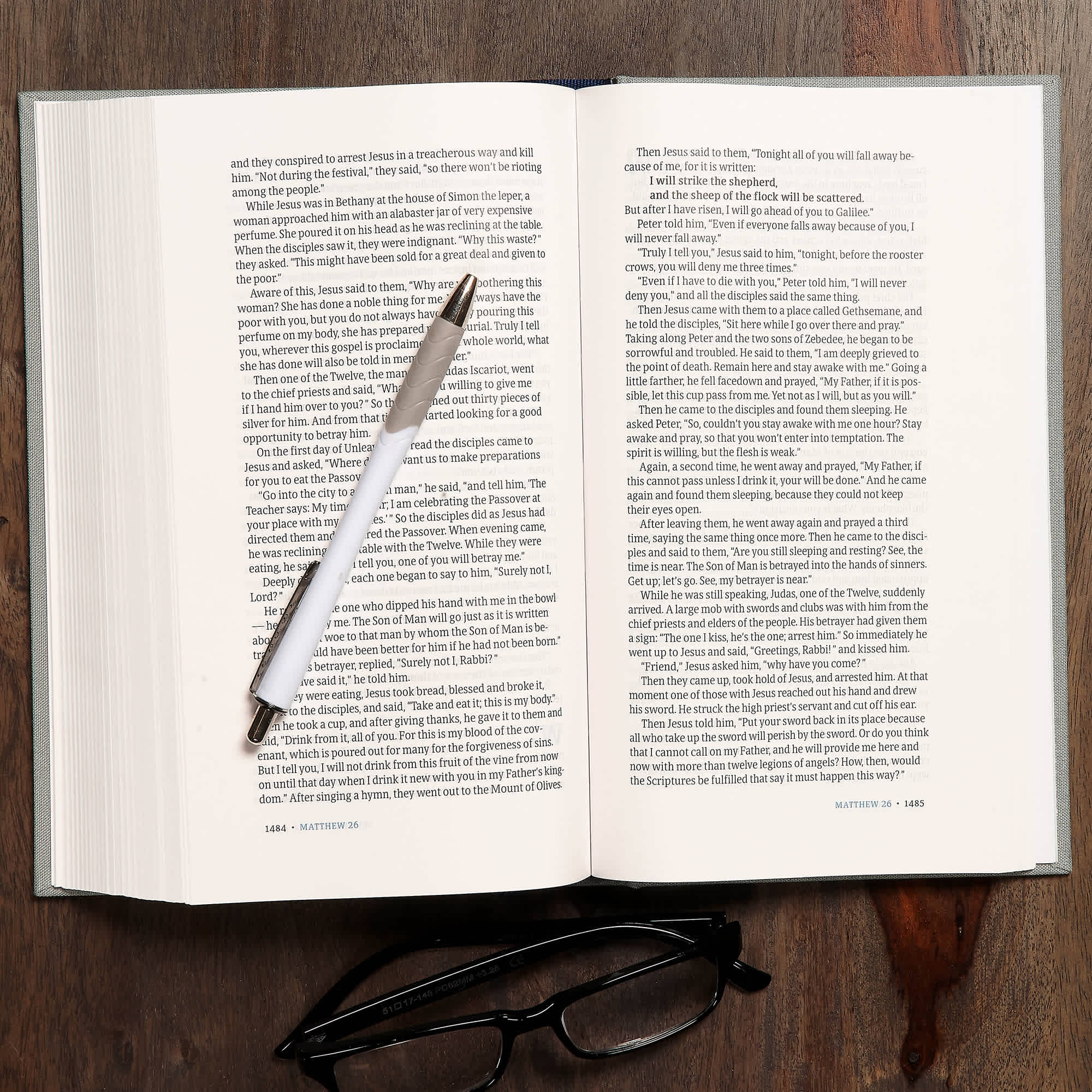slide 4 of 10 for CSB Reader's Bible, Gray Cloth Over Board