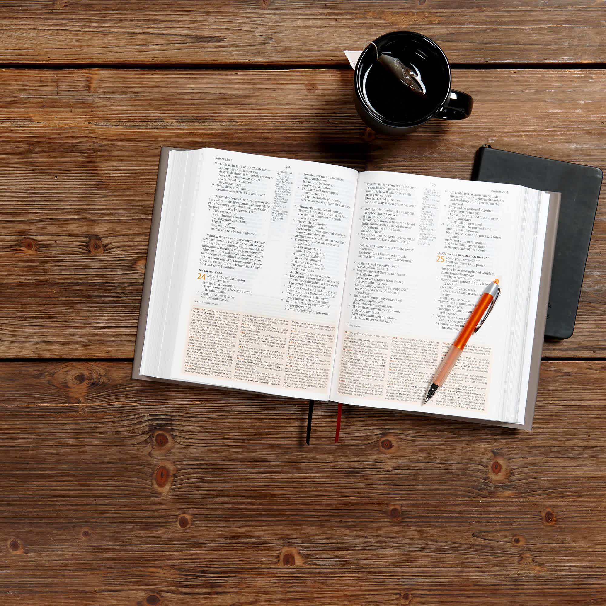 slide 4 of 10 for CSB Study Bible, Hardcover