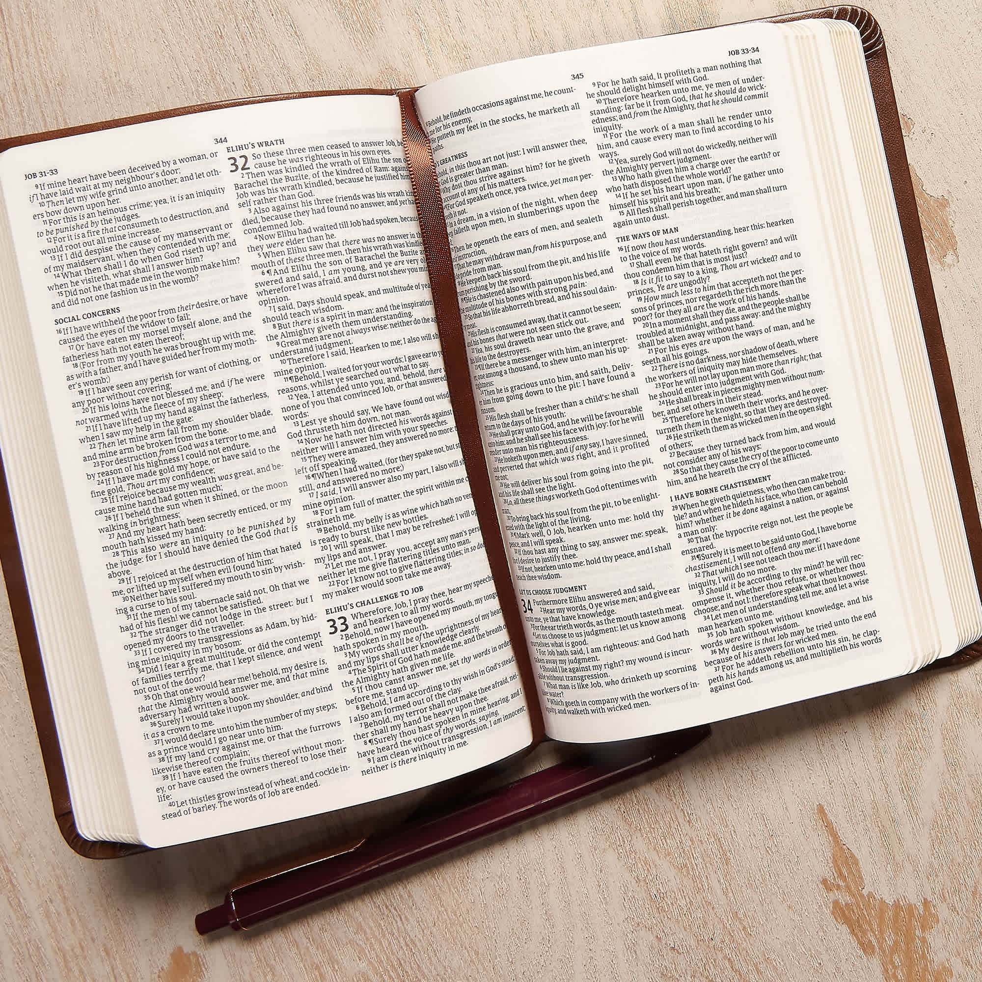 slide 4 of 6 for CSB Compact Bible, Value Edition, Brown LeatherTouch