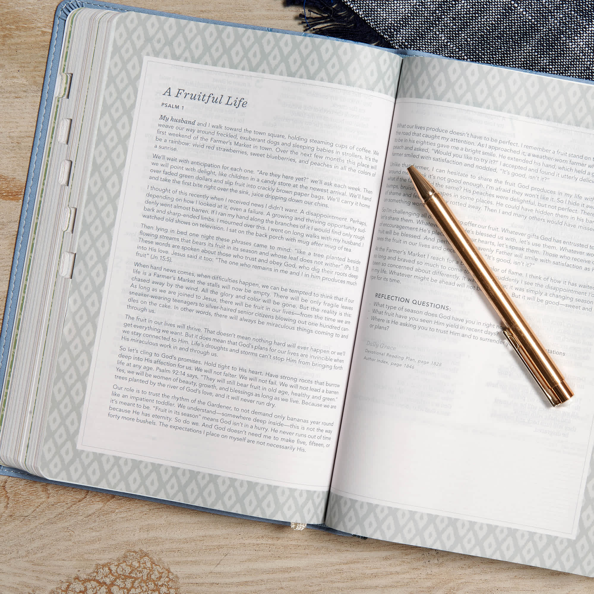 slide 4 of 9 for CSB (in)courage Devotional Bible, Blue LeatherTouch, Indexed