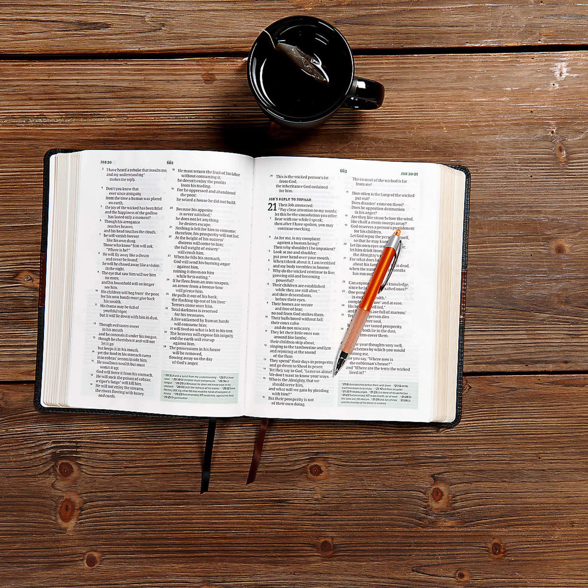 slide 4 of 10 for CSB Spurgeon Study Bible, Black/Brown LeatherTouch