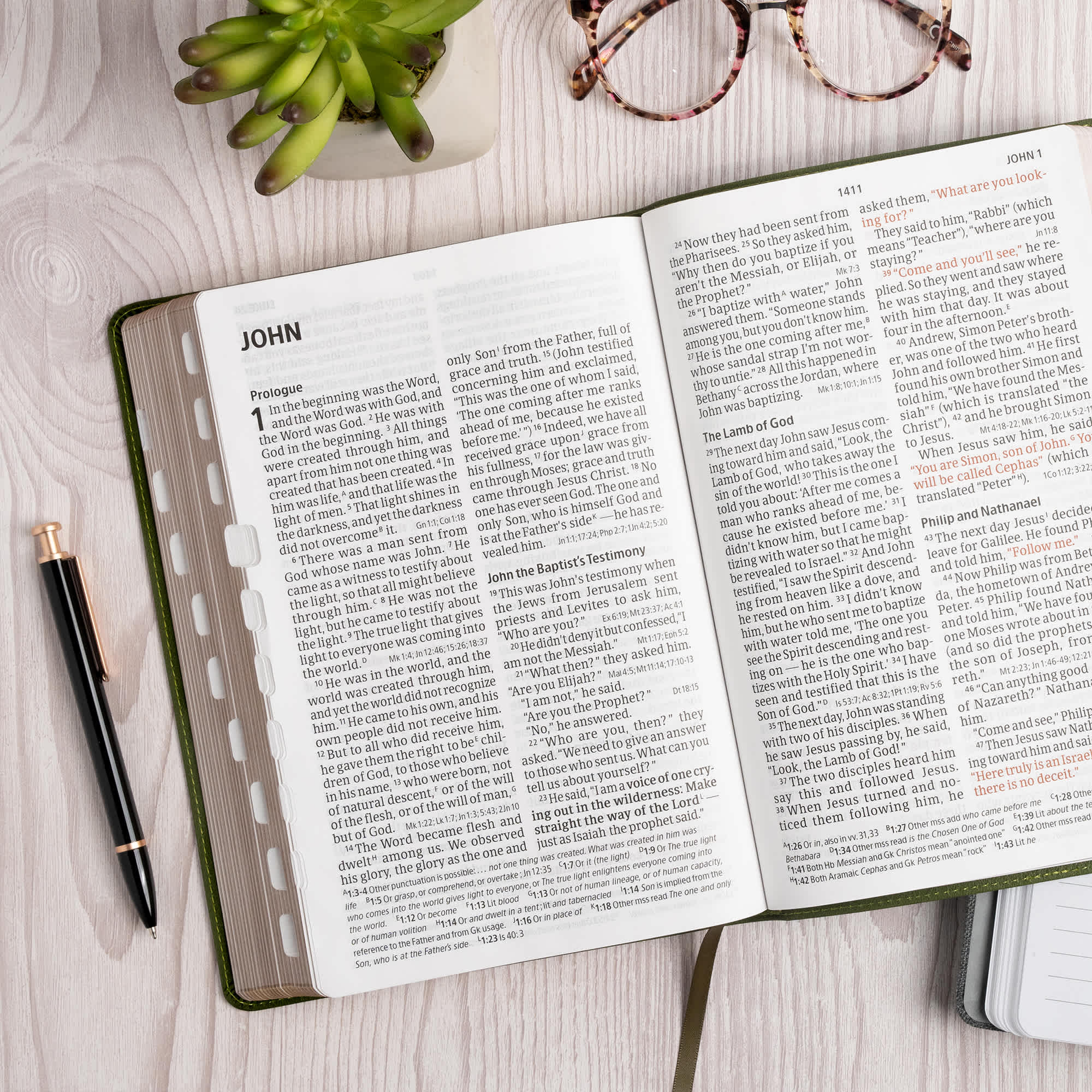 slide 6 of 12 for CSB Giant Print Reference Bible, Digital Study Edition, Olive LeatherTouch, Indexed