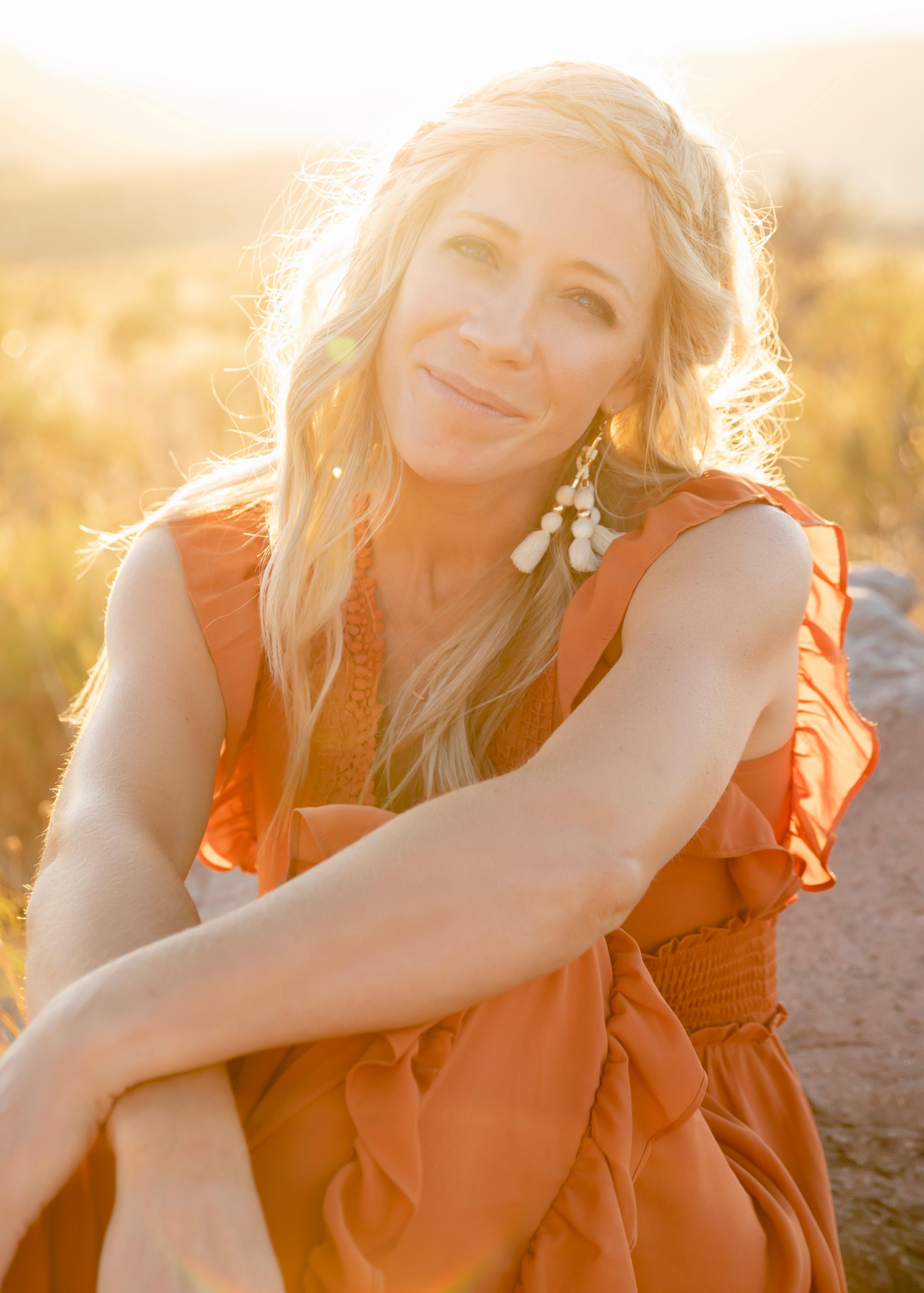 Ellie Holcomb