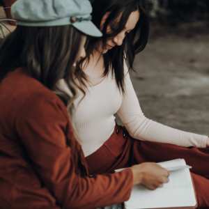 two girls reading